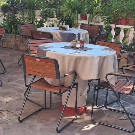 Gamartata Hotel